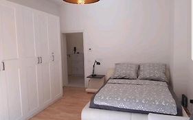 Perfect Apartment To Visit The Fair Or City